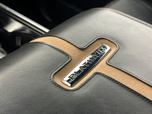 Used 2023 Ford F150 Platinum image 34