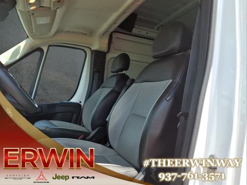 Used 2025 RAM ProMaster 3500 w/ Convenience Group FWD image 12