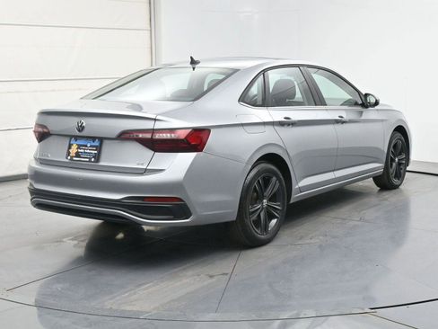 Used 2023 Volkswagen Jetta SE FWD image 24