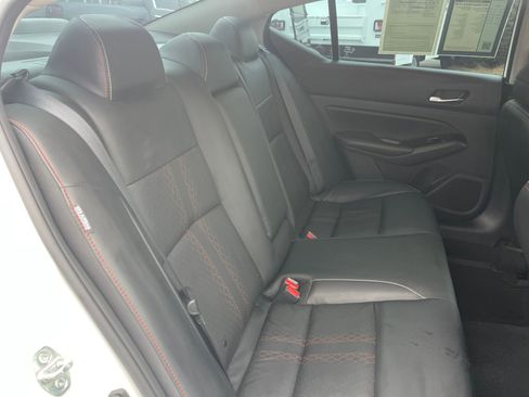 Used 2023 Nissan Altima 2.0 SR image 26