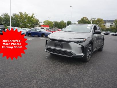 Used 2023 Toyota bZ4X AWD w/ Weather Package