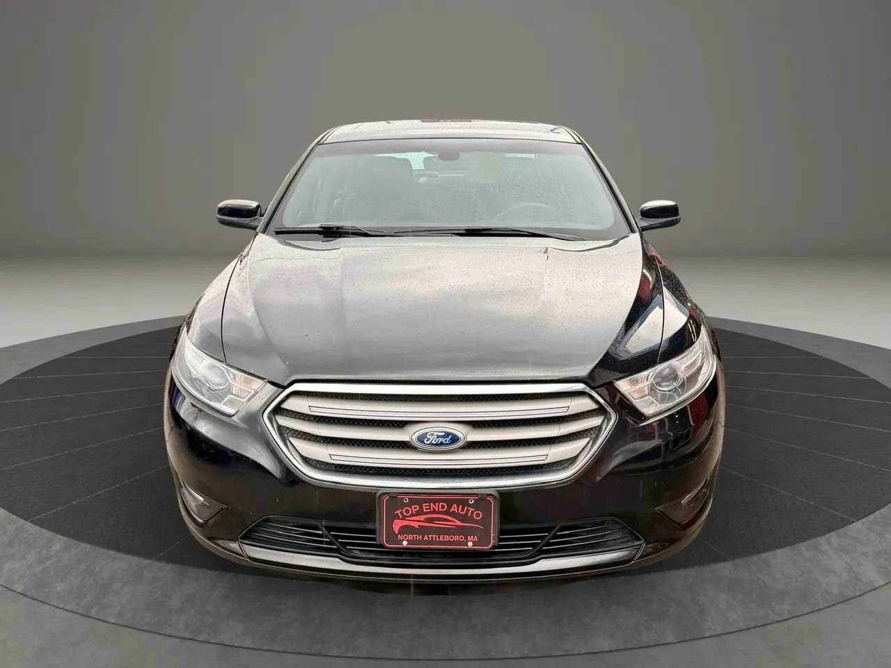 Used 2014 Ford Taurus SEL w/ Equipment Group 201A FWD image 2