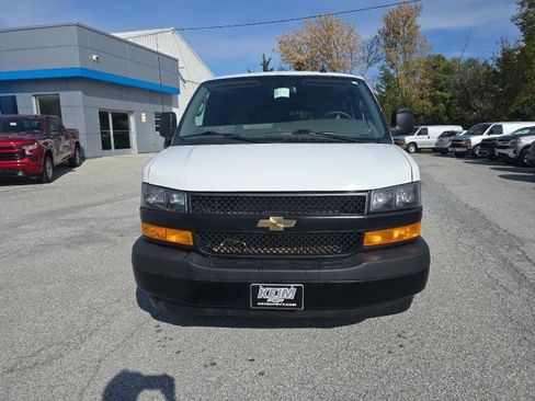 Used 2024 Chevrolet Express 3500 LS image 6