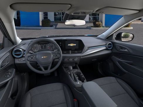 New 2026 Chevrolet Trax LS image 15