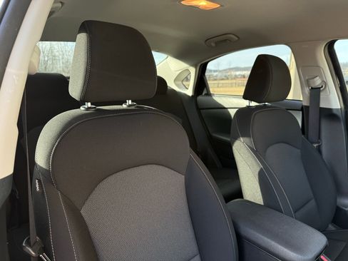 Used 2024 Kia Forte LXS image 18