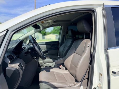 Used 2017 Honda Odyssey EX-L image 10