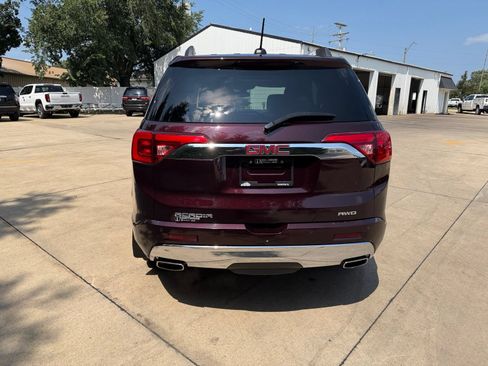 Used 2018 GMC Acadia Denali w/ Technology Package AWD/4WD image 30