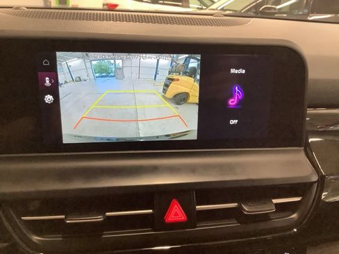 Certified 2025 Kia Seltos S AWD/4WD image 12