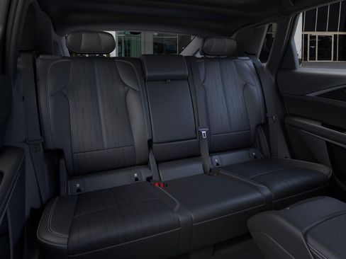 New 2026 Cadillac Lyriq Sport w/ LPO, Floor Liner Package AWD/4WD image 17