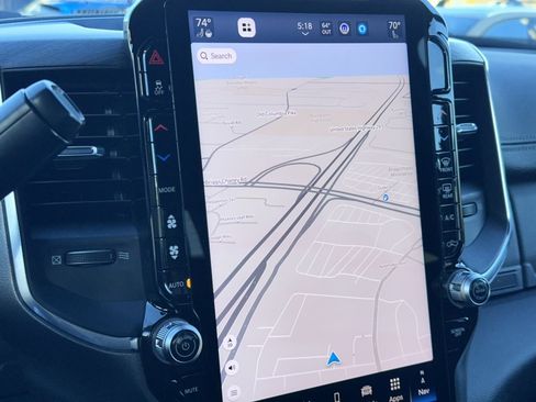 Used 2025 RAM 3500 Laramie image 31