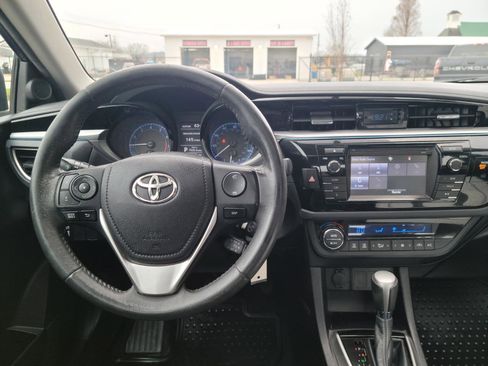 Used 2015 Toyota Corolla S image 10