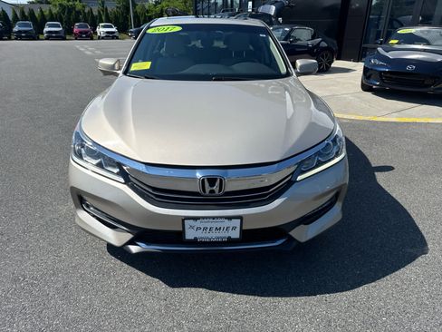 Used 2017 Honda Accord EX-L image 5