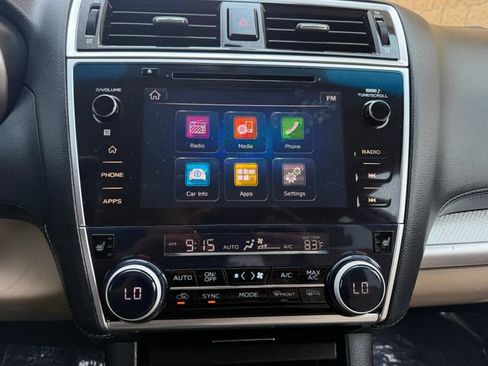 Used 2018 Subaru Outback 2.5i Premium AWD/4WD image 8