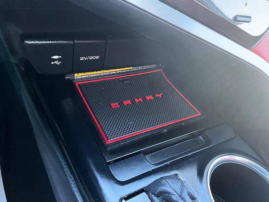 Used 2019 Toyota Camry XSE FWD image 23