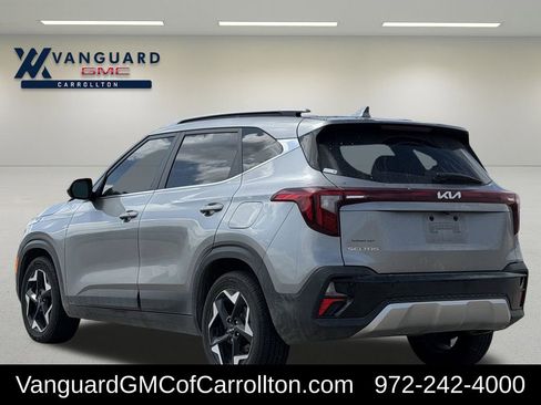 Used 2024 Kia Seltos EX FWD image 6