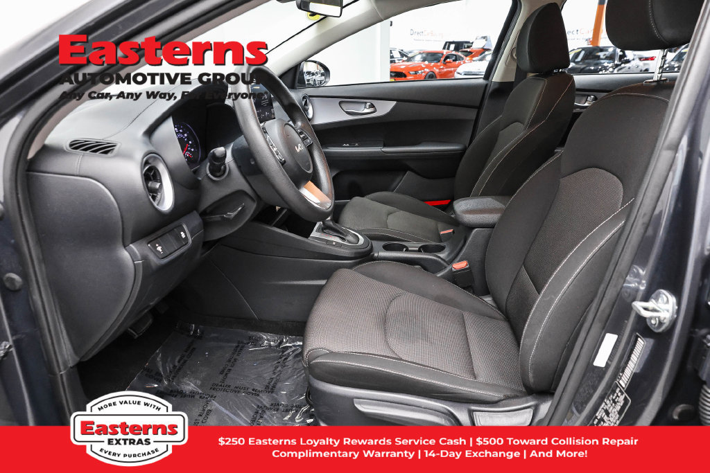 Used 2024 Kia Forte LXS FWD image 9