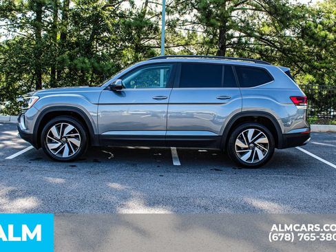 Used 2024 Volkswagen Atlas SE AWD/4WD image 6