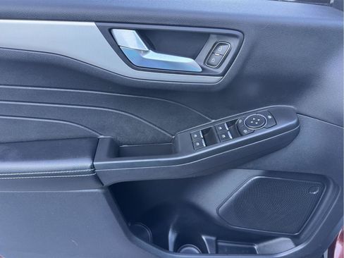 Used 2021 Ford Escape SEL AWD/4WD image 16