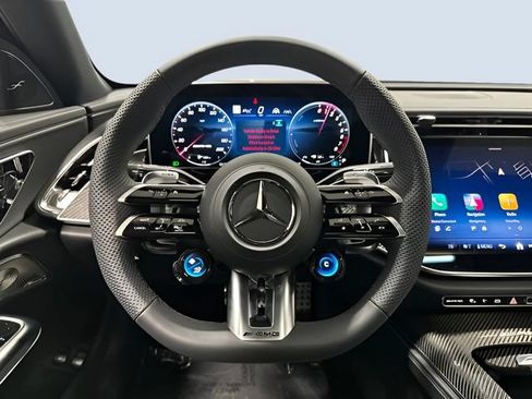 Used 2026 Mercedes-Benz E 53 AMG e 4MATIC Sedan image 16