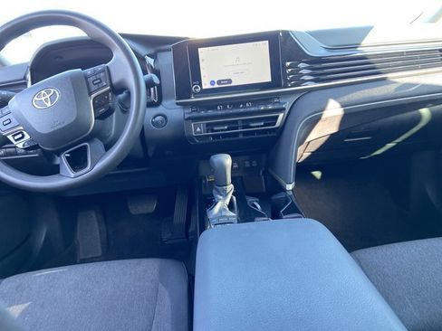 Used 2025 Toyota Camry LE FWD image 17