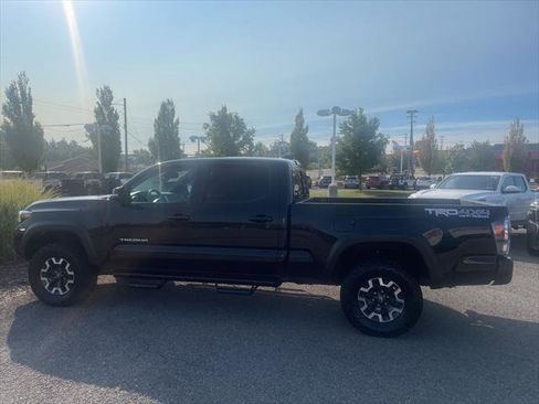 Certified 2020 Toyota Tacoma TRD Off-Road w/ TRD Premium Off Road Package image 8