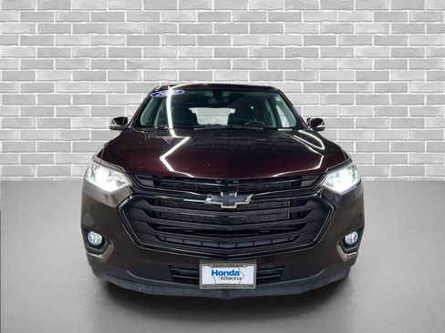 Used 2020 Chevrolet Traverse LT image 8