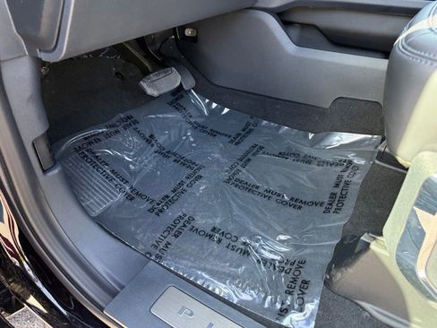 New 2025 Ford F350 Platinum image 12