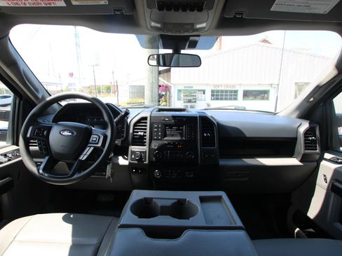 Used 2022 Ford F250 XL w/ Power Equipment Group AWD/4WD image 13