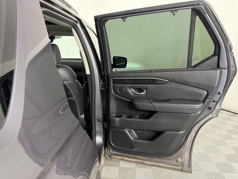 Used 2023 Honda Pilot Elite image 27