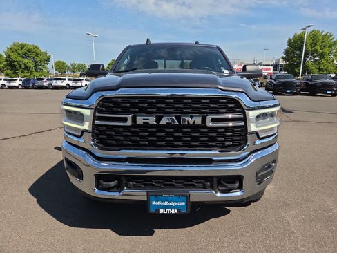 Used 2022 RAM 3500 Big Horn w/ Level C Equiment Group AWD/4WD image 14