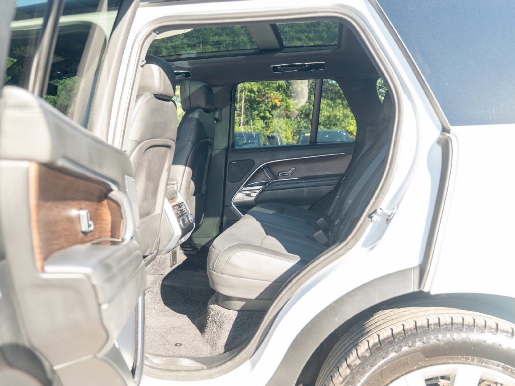 Used 2023 Land Rover Range Rover SE AWD/4WD image 34