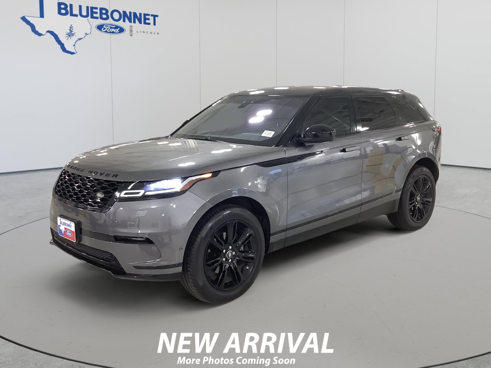 Used 2018 Land Rover Range Rover Velar S AWD/4WD image 1