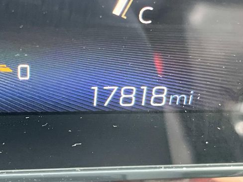 Certified 2024 Chevrolet Trax RS w/ Driver Confidence Package image 23