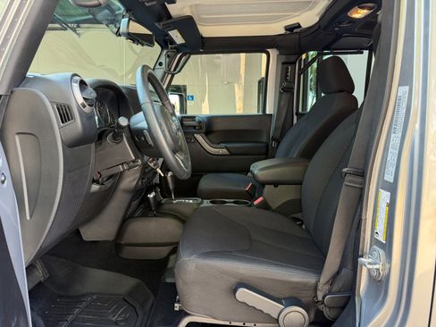 Used 2016 Jeep Wrangler Unlimited Sport w/ Quick Order Package 24S image 34