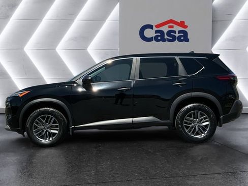 Used 2023 Nissan Rogue S image 4