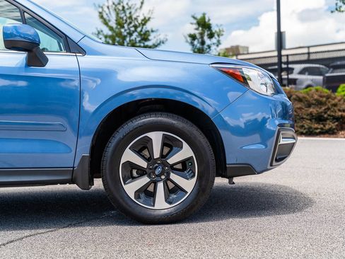 Used 2017 Subaru Forester 2.5i Limited w/ Popular Package #1 AWD/4WD image 9