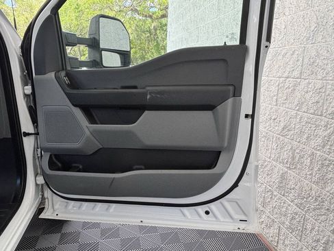 Used 2024 Ford F350 XL RWD image 27
