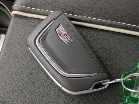 Used 2024 Cadillac Escalade Sport w/ LPO, ONYX Package image 26