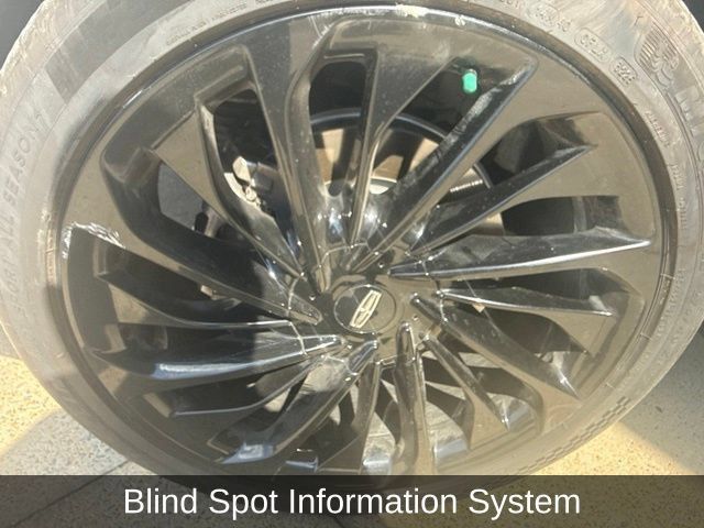 Used 2022 Lincoln Aviator Reserve w/ Equipment Group 201A AWD/4WD image 23