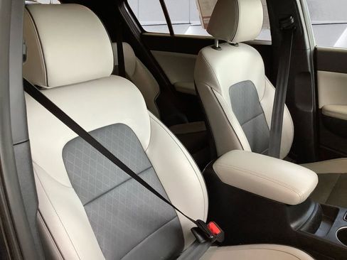 Used 2019 Kia Sportage EX w/ EX Sport Appearance Package AWD/4WD image 14