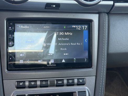 Used 2005 Porsche Boxster S image 18