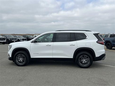 New 2025 GMC Acadia Elevation image 6