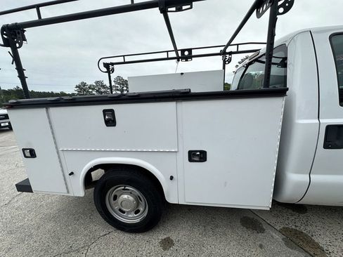 Used 2015 Ford F250 XL image 4