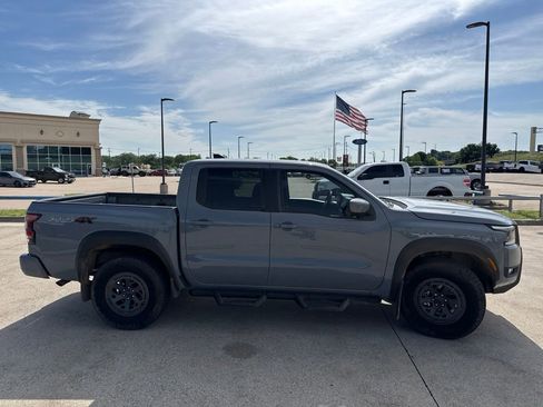 Used 2026 Nissan Frontier PRO-4X w/ Tow Package AWD/4WD image 16