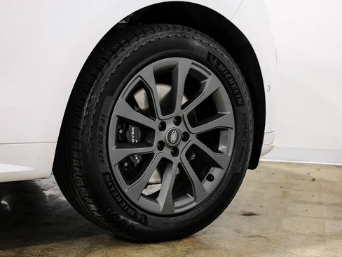 Used 2024 Land Rover Range Rover Sport Dynamic SE image 53