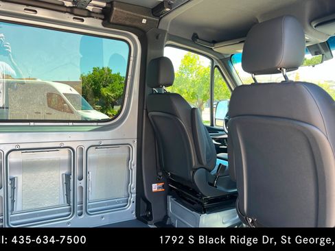 Used 2026 Mercedes-Benz Sprinter 2500 image 21