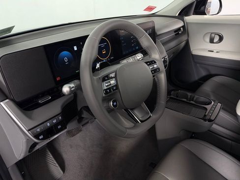Used 2025 Hyundai Ioniq 5 SEL RWD image 22