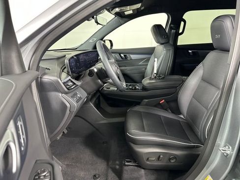 New 2026 Buick Enclave Sport Touring w/ Power Package image 11