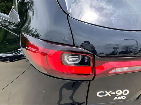 Used 2024 MAZDA CX-90 Plug-In Hybrid w/ Premium Plus AWD/4WD image 28