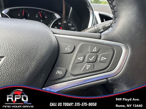 Used 2022 Chevrolet Equinox LT AWD/4WD image 17